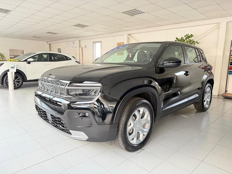 Neu Jeep Avenger Altitude 110 PS (80 kW) 2025 SUV