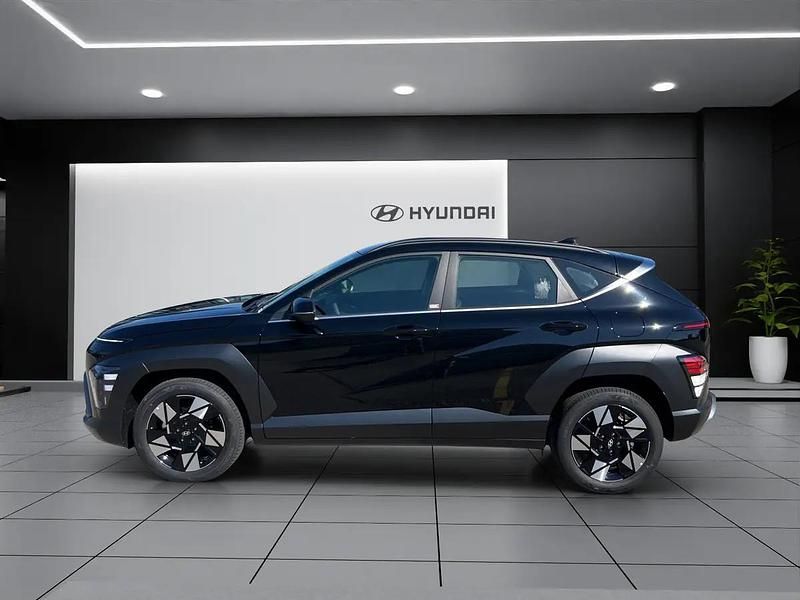 Neu Hyundai Kona 129 PS (94 kW) 2025 Schwarz SUV