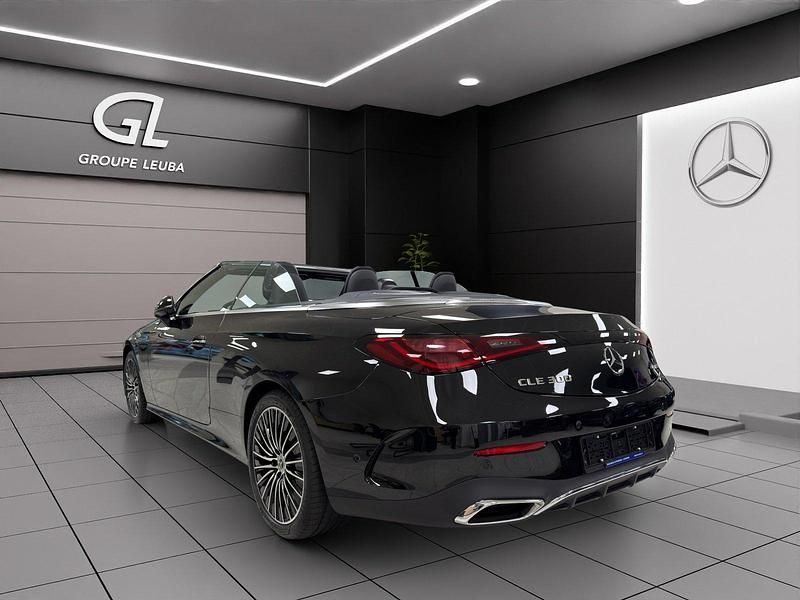 Neu Mercedes CLE300 258 PS (189 kW) 2026 Schwarz Cabrio
