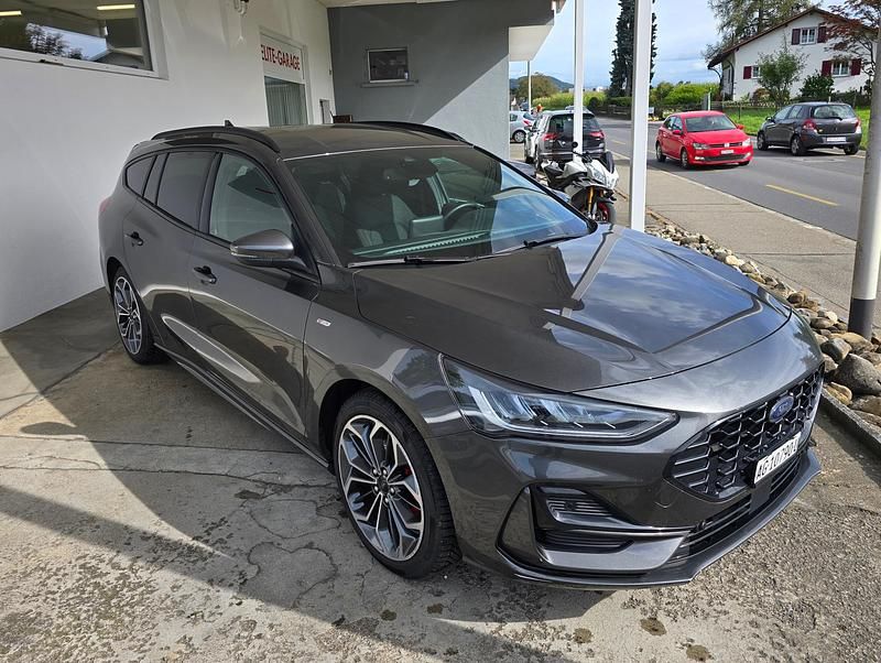Gebraucht 2022 Ford Focus ST-Line | CHF 15’200 (Etwas zu teuer) - Bild 1/4