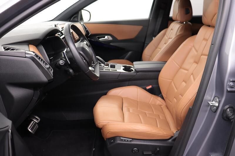 Gebraucht DS Automobiles DS7 Crossback Rivoli 181 PS (133 kW) 2023 Grau SUV