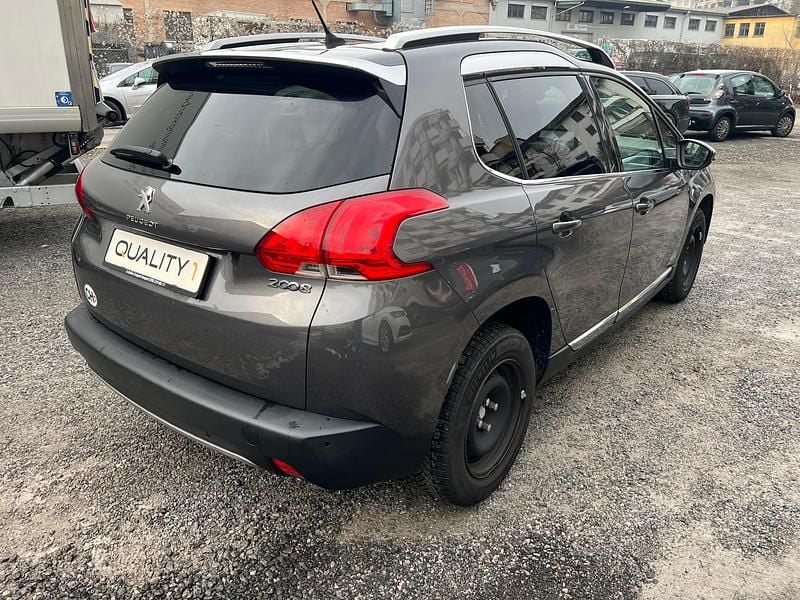 Gebraucht Peugeot 2008 Allure 120 PS (88 kW) 2015 SUV