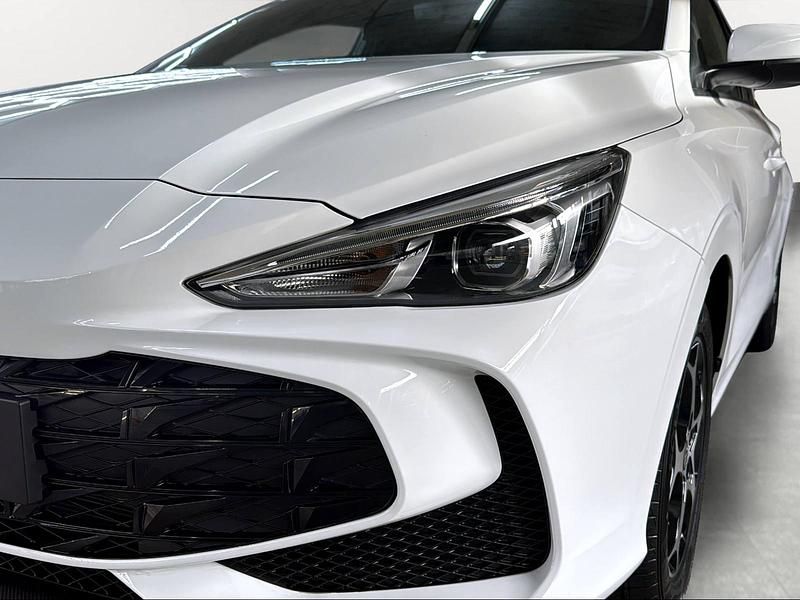 Neu MG MG3 Luxury 194 PS (142 kW) 2025 Kleinwagen