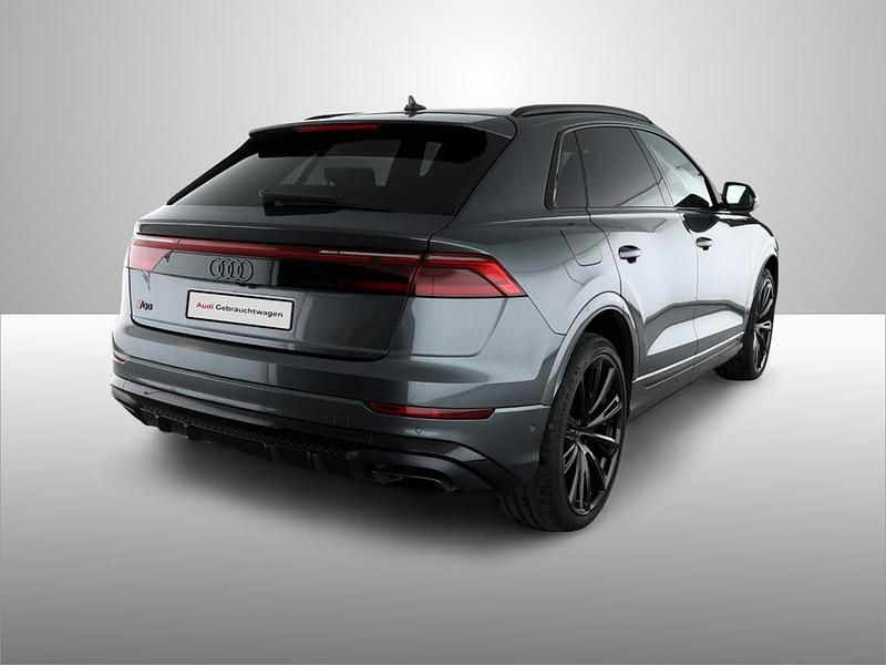 Gebraucht Audi Q8 Ambiente 340 PS (250 kW) 2024 Grau SUV