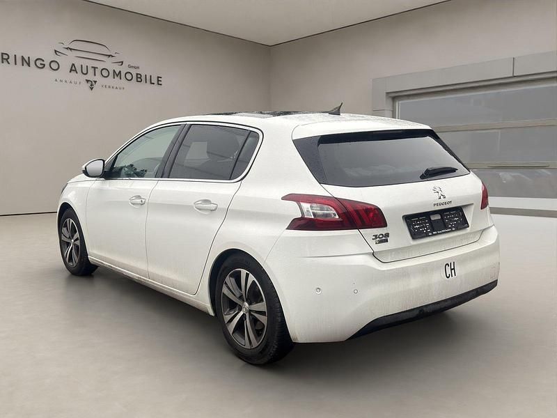 Gebraucht Peugeot 308 Access 125 PS (91 kW) 2013 Limousine