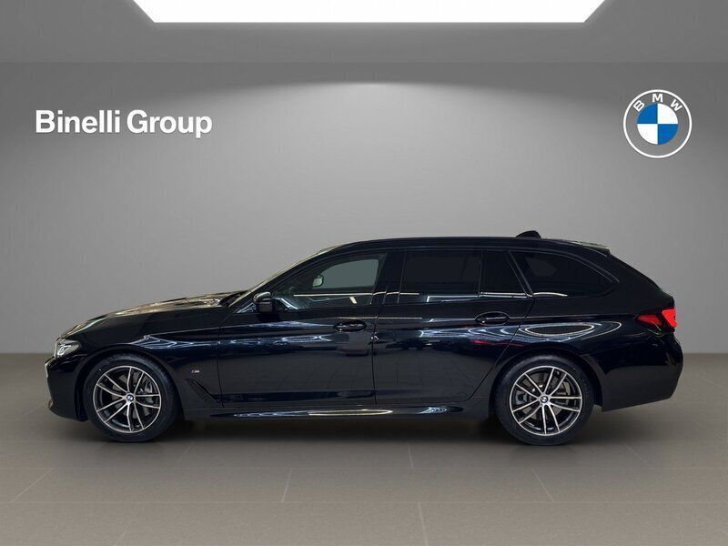 Gebraucht BMW 530 Shadowline 296 PS (217 kW) 2023 Schwarz Kombi