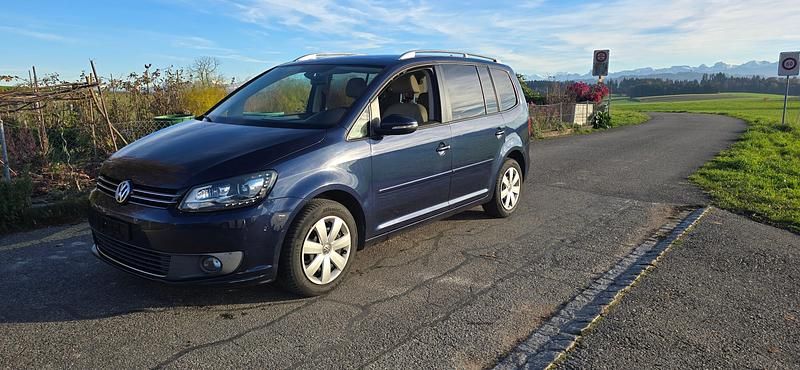 Gebraucht VW Touran Team 140 PS (102 kW) 2012 Van / Kleinbus