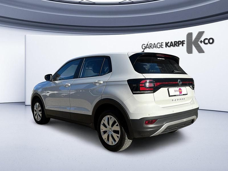 Gebraucht VW T-Cross Basis 95 PS (69 kW) 2019 Weiss SUV