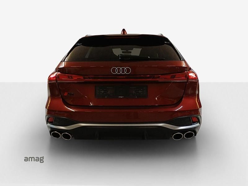 Gebraucht Audi S5 Design 368 PS (270 kW) 2024 Rouge Kombi