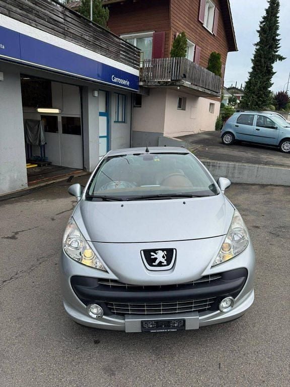 Gebraucht Peugeot 207 CC 120 PS (88 kW) 2009 Cabrio