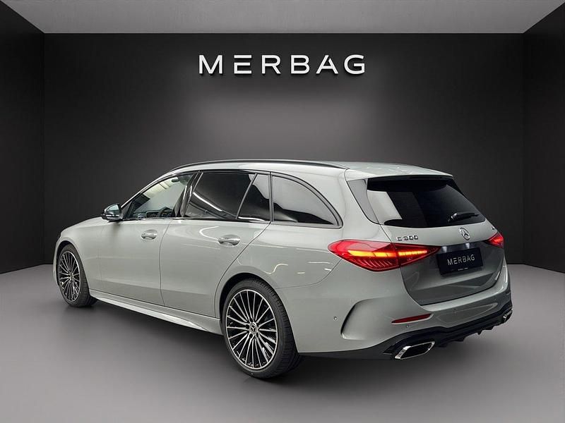 Neu Mercedes C300e 259 PS (190 kW) 2025 Grau Kombi