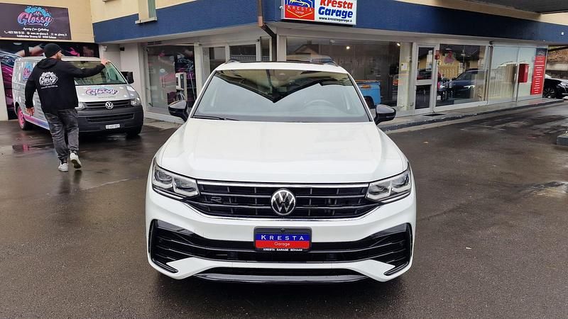 Gebraucht VW Tiguan R-line 190 PS (139 kW) 2022 SUV