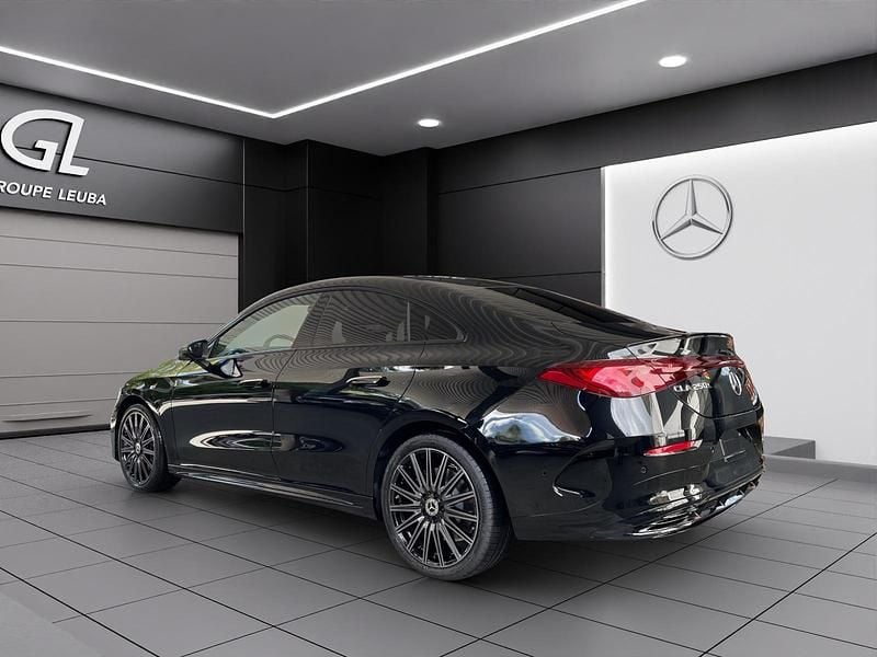 Gebraucht Mercedes CLA 250+ 200 kW (272 PS) 2025 Schwarz Limousine
