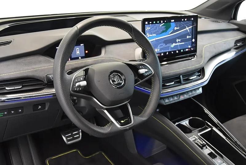 Gebraucht Skoda Enyaq iV RS 250 kW (340 PS) 2025 Schwarz SUV