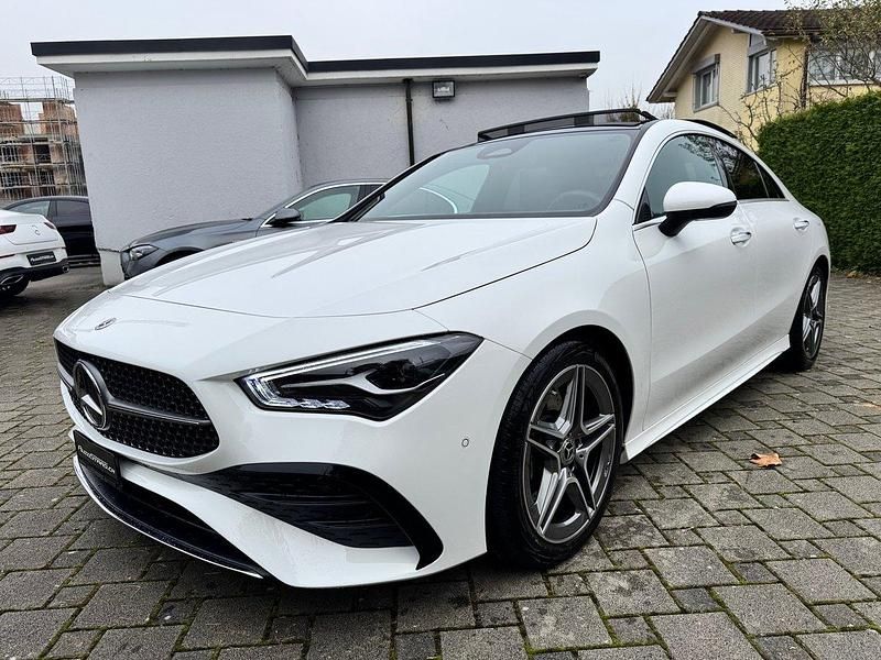 Gebraucht 2024 Mercedes CLA250e AMG line Limousine | CHF 41’900 - Bild 1/4