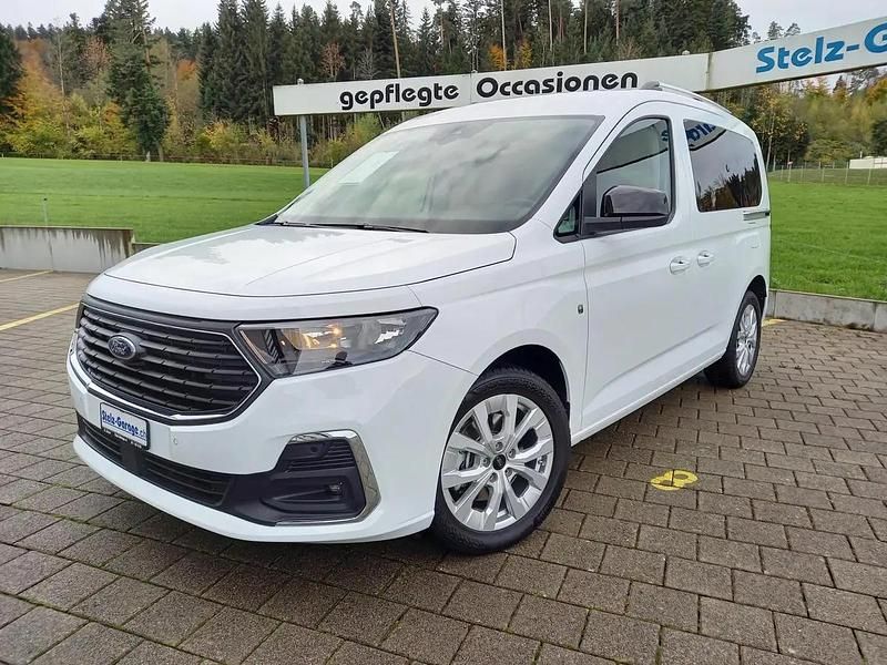 Weiss Gebraucht 2025 Ford Tourneo Connect Titanium Van / Kleinbus | CHF 33’850 (Teuer) - Bild 1/4