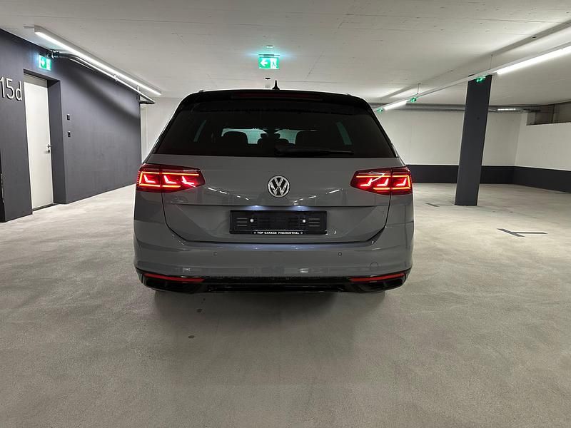 Gebraucht VW Passat R-line Edition 240 PS (176 kW) 2020