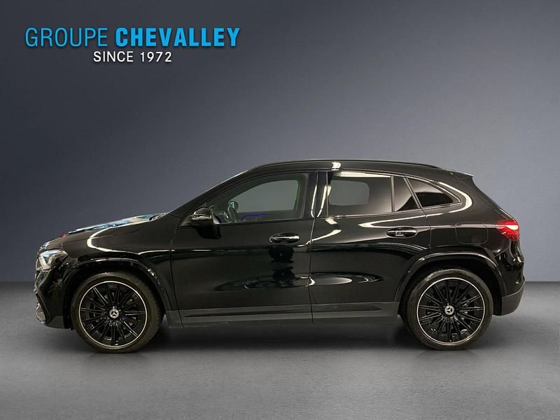 Gebraucht Mercedes GLA220 190 PS (139 kW) 2023 Schwarz SUV