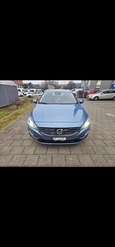 Gebraucht 2014 Volvo V60 Summum Kombi | CHF 7’900 (Guter Preis) - Bild 1/4