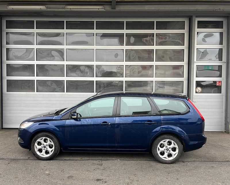 Gebraucht Ford Focus Titanium 125 PS (91 kW) 2010