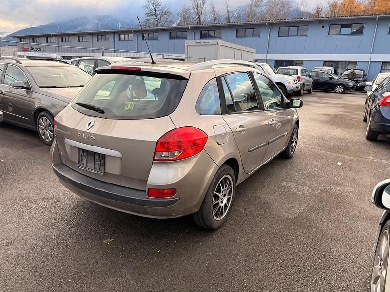 Gebraucht Renault Clio II Dynamique 101 PS (74 kW) 2009