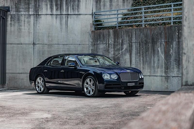 Gebraucht Bentley Flying Spur 507 PS (372 kW) 2016 Limousine