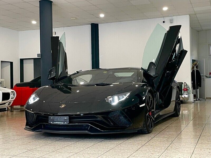 Gebraucht 2019 Lamborghini Aventador Cabrio | CHF 432’900 - Bild 1/4