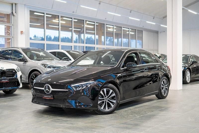 Gebraucht 2024 Mercedes A180 Progressive Limousine | CHF 29’890 (Guter Preis) - Bild 1/4