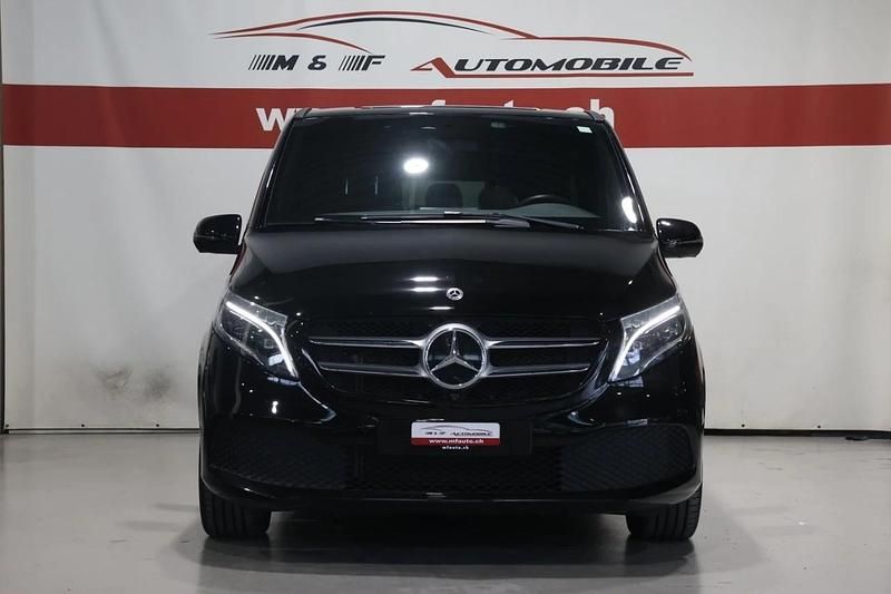 Gebraucht Mercedes V250 190 PS (139 kW) 2022 Van / Kleinbus