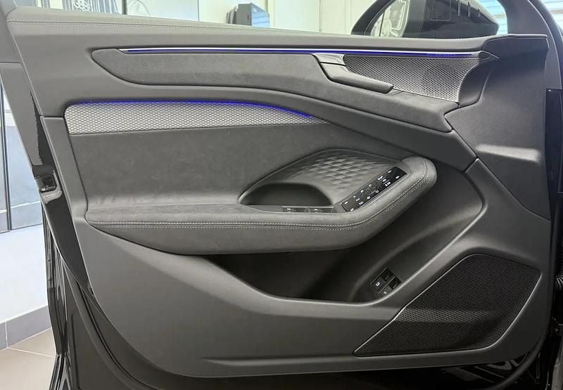 Neu Audi A6 367 PS (269 kW) 2025 Schwarz Kombi