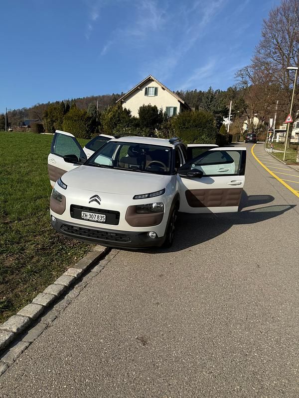 Gebraucht Citroën C4 Cactus Feel 82 PS (60 kW) 2014 Kleinwagen