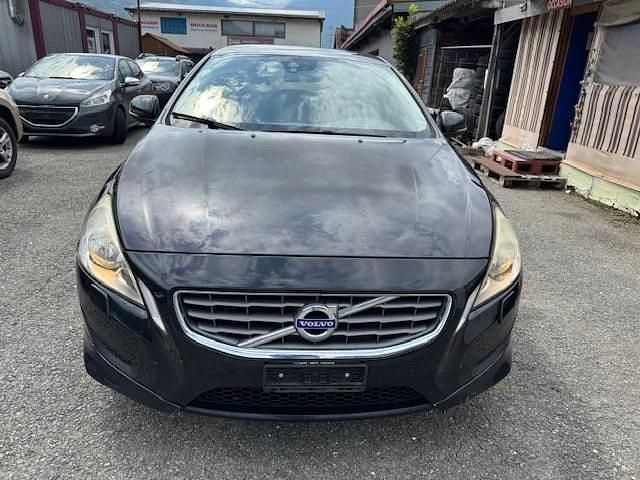 Gebraucht Volvo V60 163 PS (119 kW) 2011 Kombi