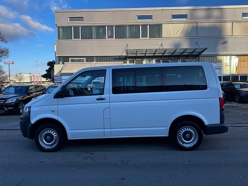 Gebraucht 2013 VW Caravelle Trendline Van / Kleinbus | CHF 19’800 - Bild 1/4