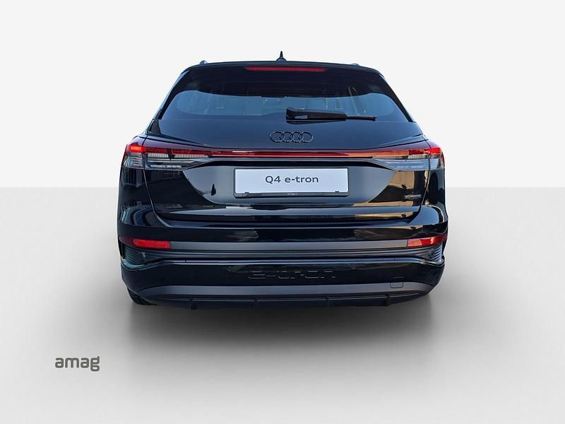 Gebraucht Audi Q4 e-tron Basis 210 kW (286 PS) 2024 Noir mythe métallisé SUV
