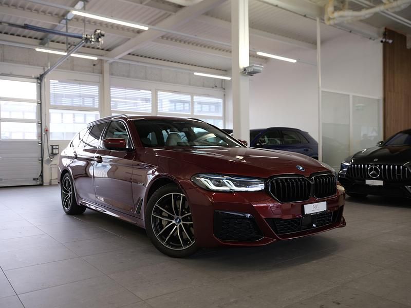 Gebraucht 2023 BMW 530e M Sport Kombi | CHF 40’890 (Etwas zu teuer) - Bild 1/4
