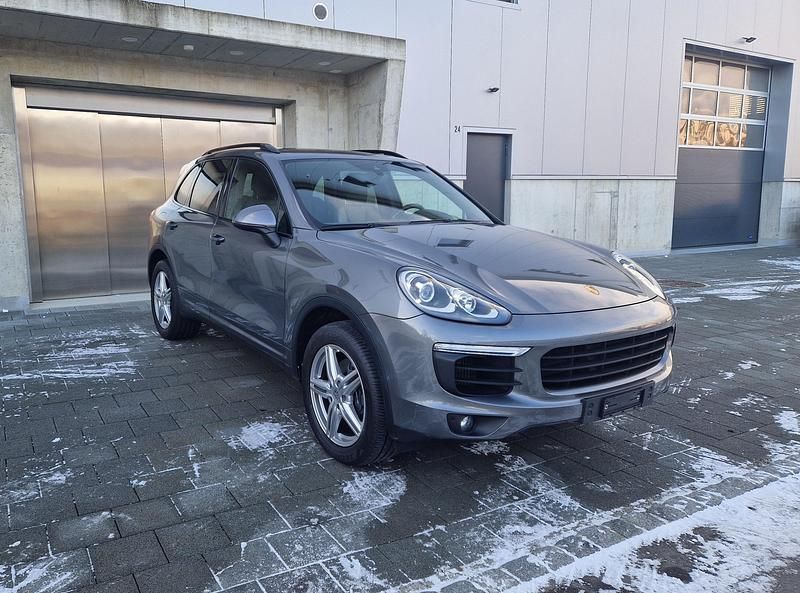 Gebraucht Porsche Cayenne 262 PS (192 kW) 2015 SUV