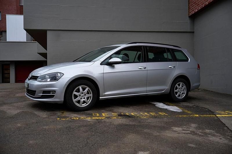 Gebraucht VW Golf VII Comfortline 150 PS (110 kW) 2013 Kombi