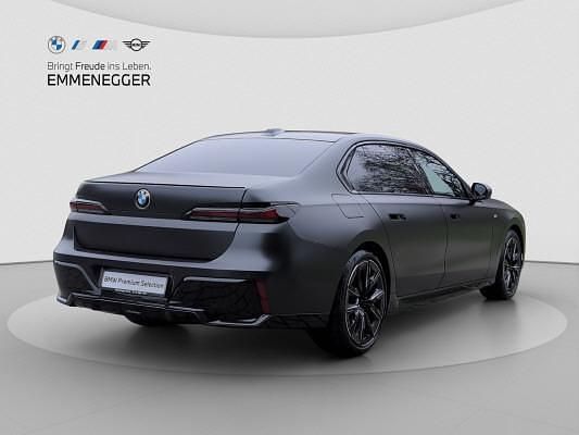 Gebraucht BMW 740 M Sport 286 PS (210 kW) 2024 Limousine