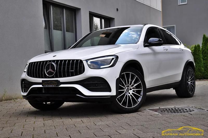 Weiss Gebraucht 2025 Mercedes GLC300 AMG line Coupé | CHF 49’450 - Bild 1/4