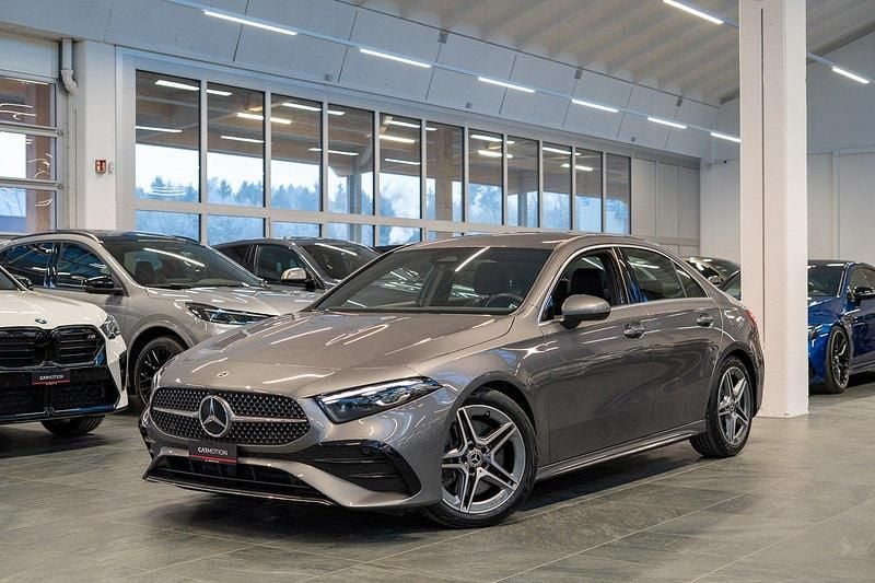 Gebraucht Mercedes A250 AMG line 224 PS (164 kW) 2024 Limousine