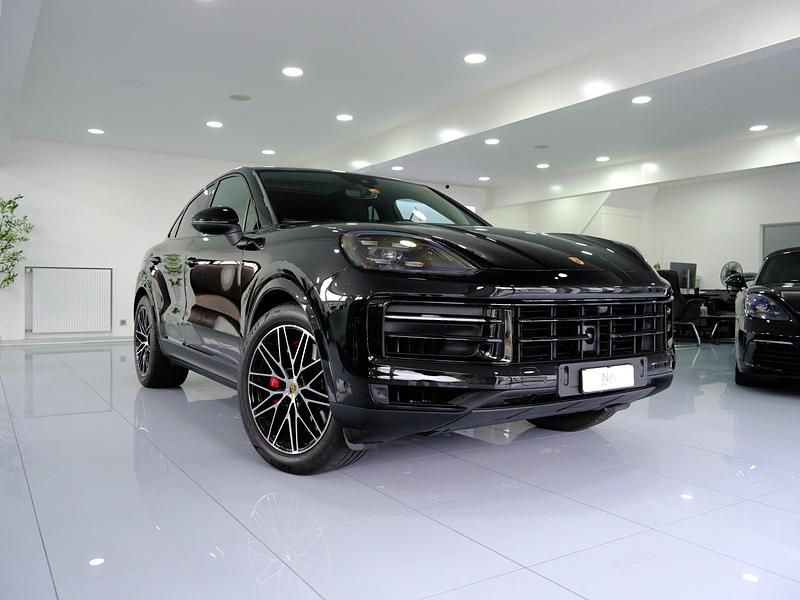 Gebraucht Porsche Cayenne 474 PS (348 kW) 2023 SUV