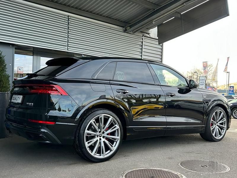 Gebraucht Audi Q8 S-Line 340 PS (250 kW) 2022 SUV