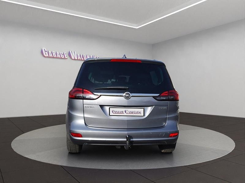 Gebraucht Opel Zafira Enjoy 140 PS (102 kW) 2017 Van / Kleinbus