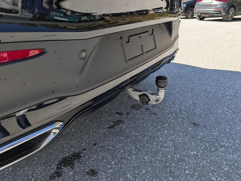 Neu Mercedes GLC300 335 PS (246 kW) 2025 Coupé