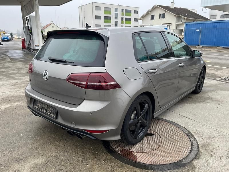Gebraucht VW Golf VII R 301 PS (221 kW) 2016
