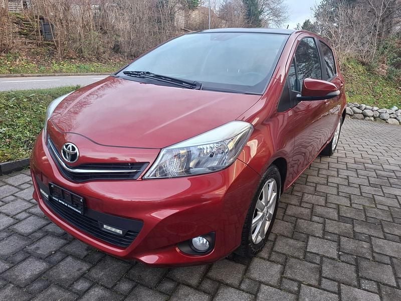 Gebraucht 2012 Toyota Yaris Premium | CHF 7’900 (Fairer Preis) - Bild 1/4