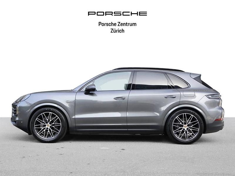 Gebraucht Porsche Cayenne 470 PS (345 kW) 2023 SUV