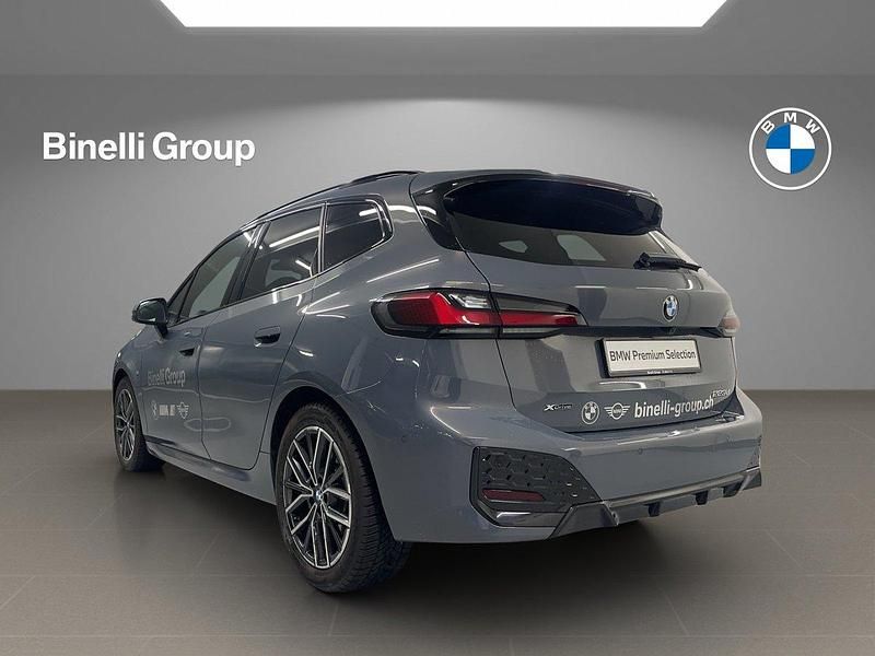 Gebraucht BMW 223 Active Tourer M Sport 197 PS (144 kW) 2023 Van / Kleinbus