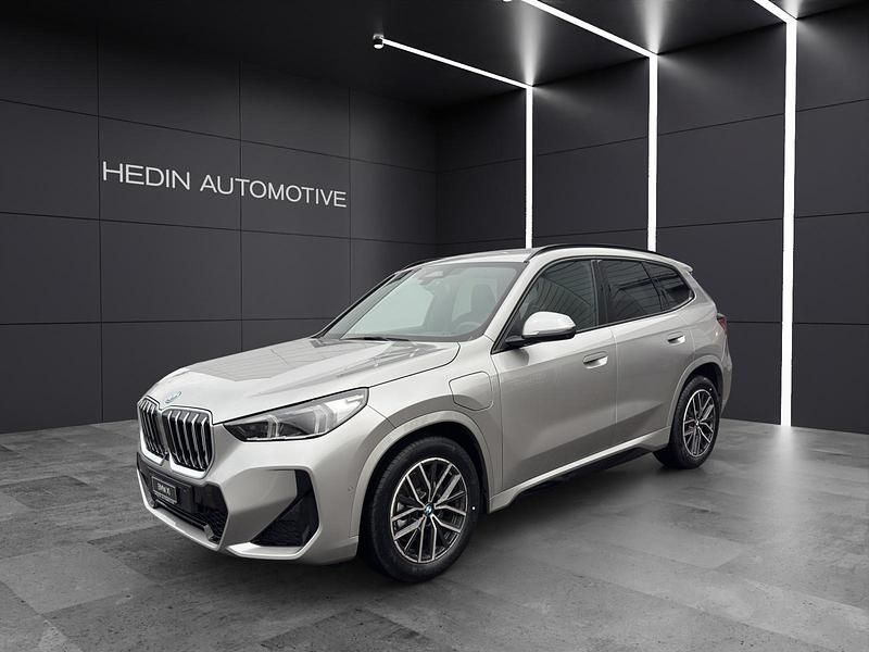 Silber Neu 2025 BMW X1 Comfort Edition SUV | CHF 67’400 - Bild 1/4