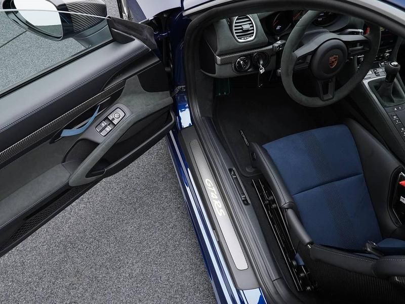 Neu Porsche 718 Cayman GT4 500 PS (367 kW) 2025 Blau Coupé